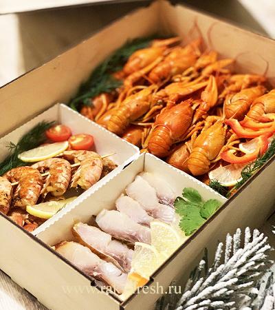 Подарочная коробка с морепродуктами